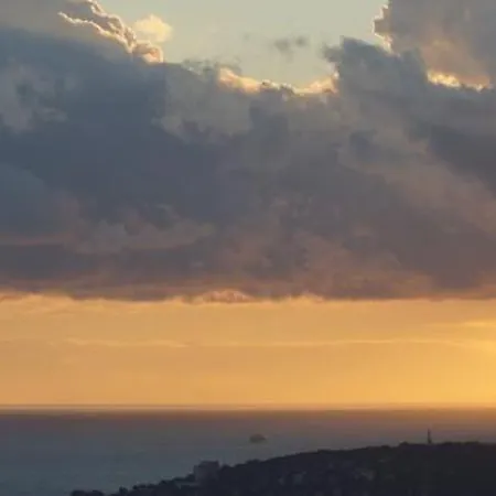 Апартаменты Total Sea View Ll Grimaldi Menton