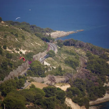 Total Sea View Ll Grimaldi Menton * Вентимилья