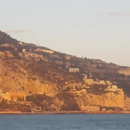 Total Sea View Ll Grimaldi Menton Apartman