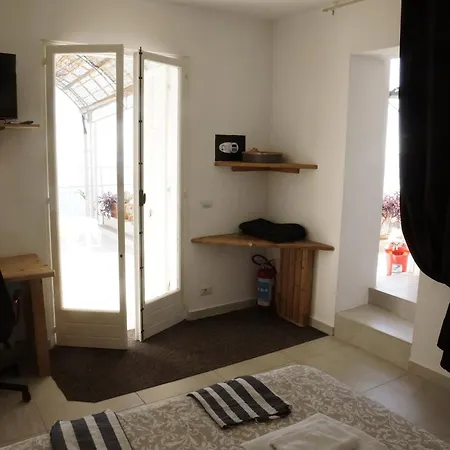 Total Sea View Ll Grimaldi Menton Вентимилья