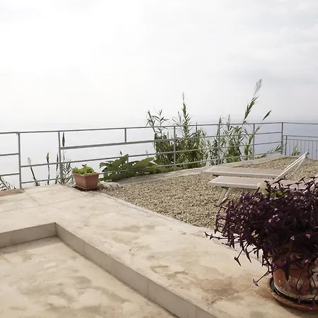 Апартаменты Total Sea View Ll Grimaldi Menton Вентимилья