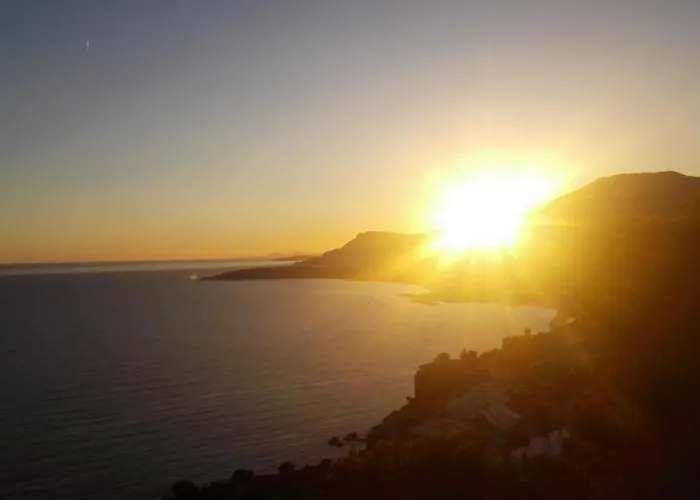 Total Sea View Ll Grimaldi Menton * ヴェンティミーリア