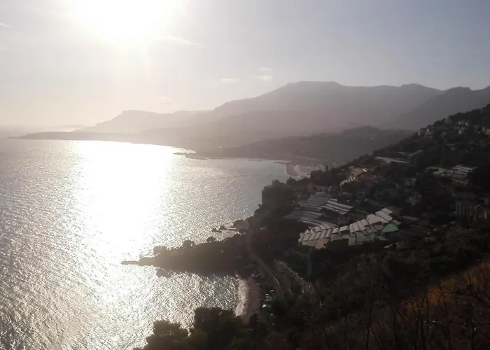 Total Sea View Ll Grimaldi Menton アパート *