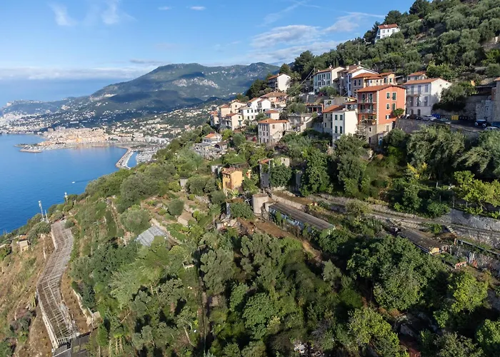 Total Sea View Ll Grimaldi Menton アパート